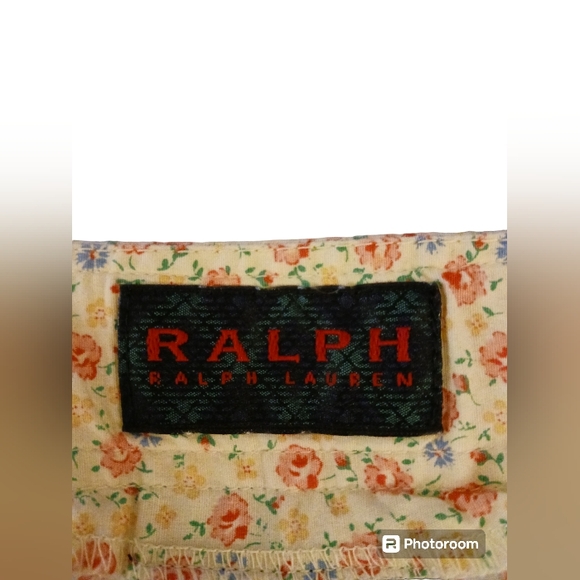 Ralph Ralph Lauren floral shorts. Womens. Size 8. - Picture 5 of 11